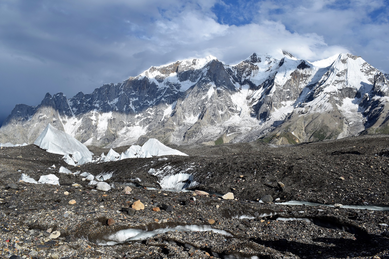 Trek k druhej najvyššej hore sveta K2 (8611) – najkrajšie fotografie