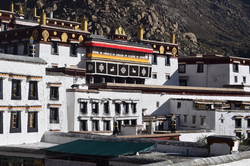 Tibet alebo návšteva budhistického chrámu