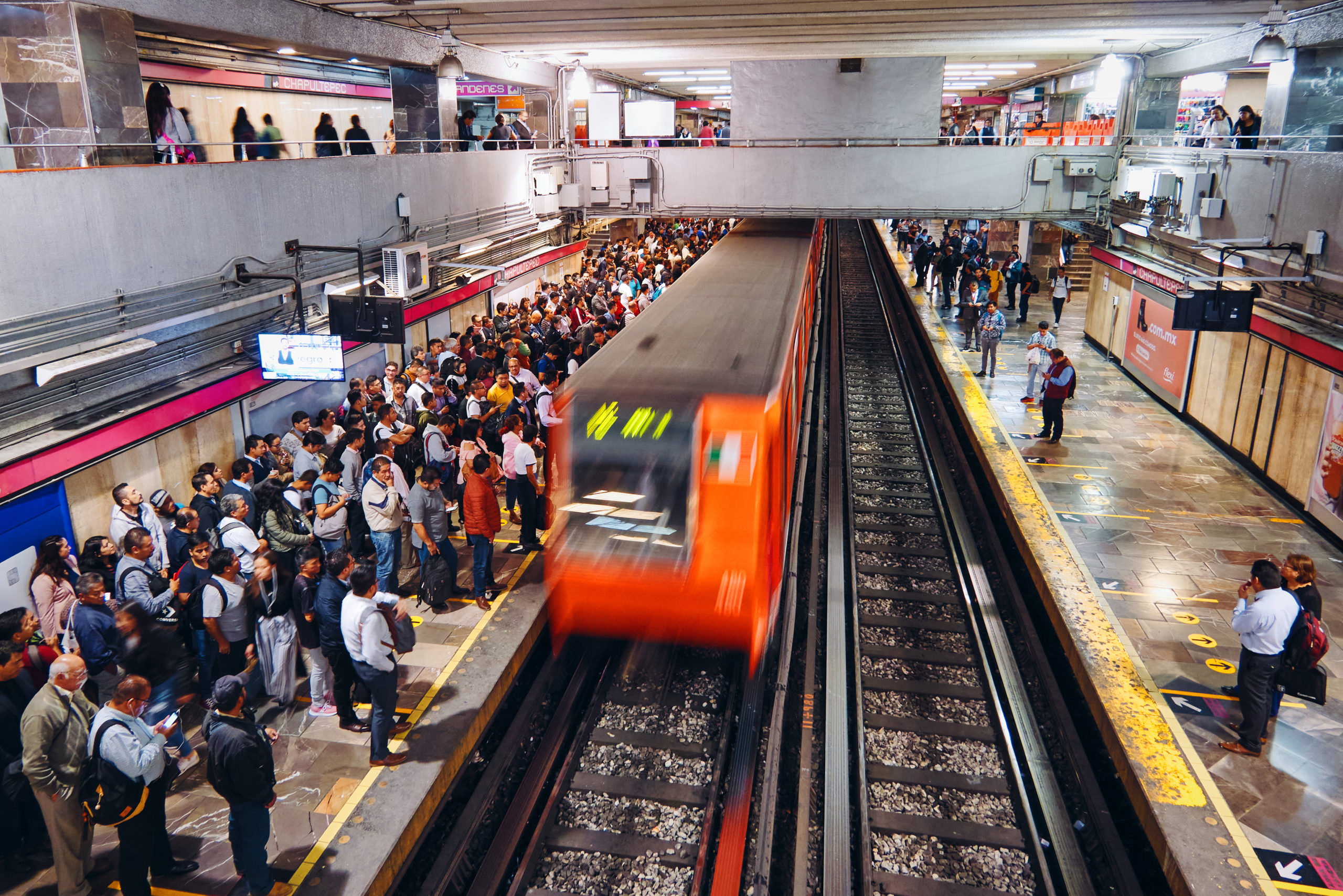 Mexico City: Do prvých vozňov metra majú muži zákaz