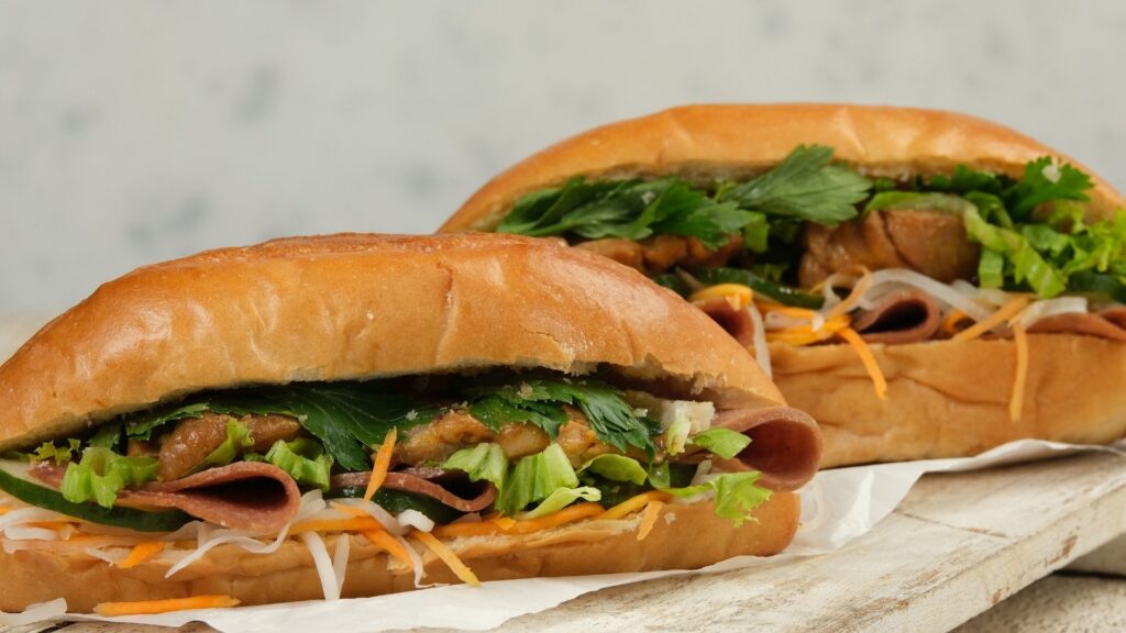 Bahn mi